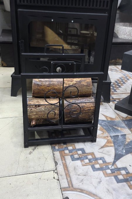 حامل حطب أرضي – حديد مطفي بزخرفة دوائر – قاعدة صاج سميكة